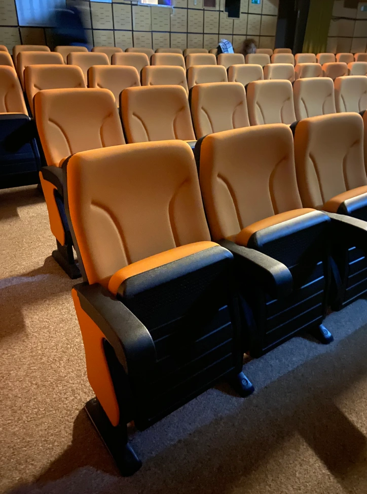 kino Vladykova sofia cinema chair